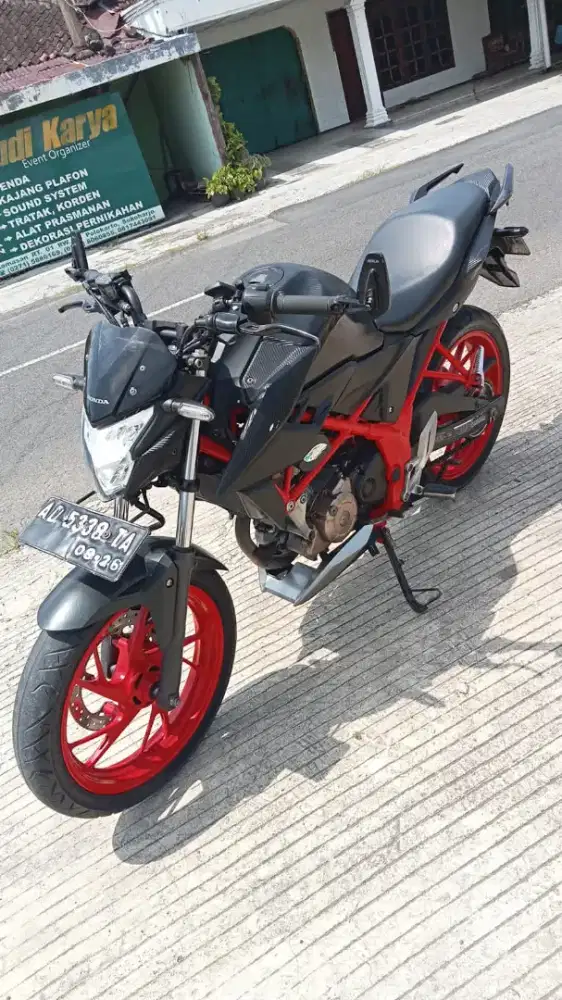 CB150R NEW TAHUN 2016 SPESIAL EDISI