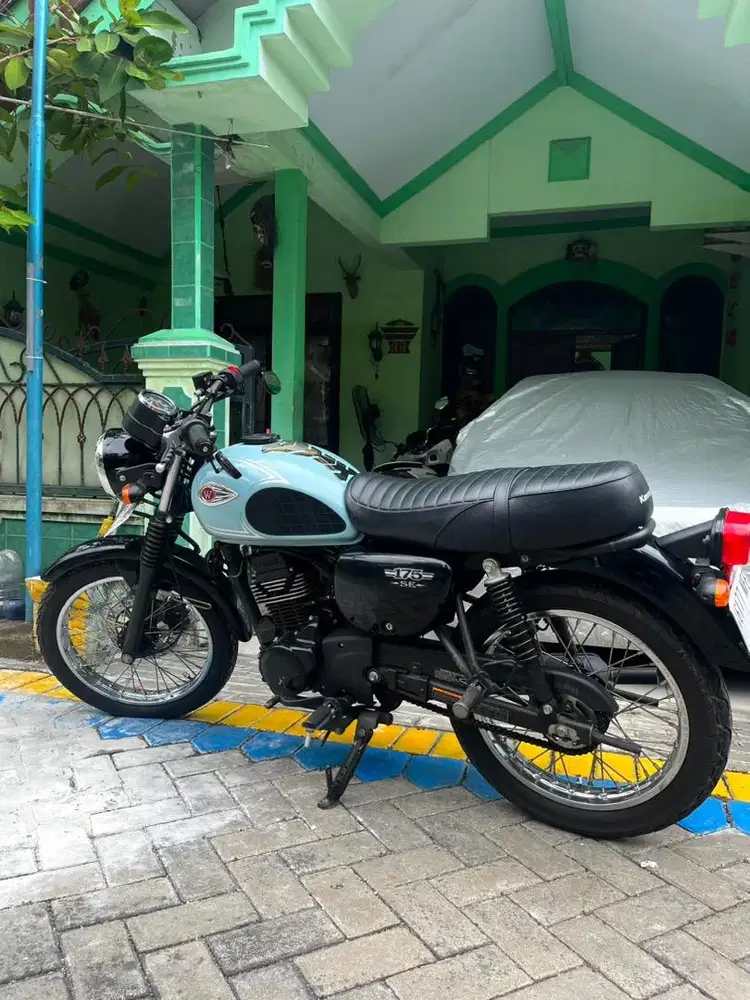 Kawasaki w175 se