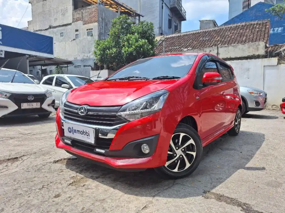 DP MURAH Daihatsu Ayla 1.2 R Bensin-MT 2019 Merah C6LMZ