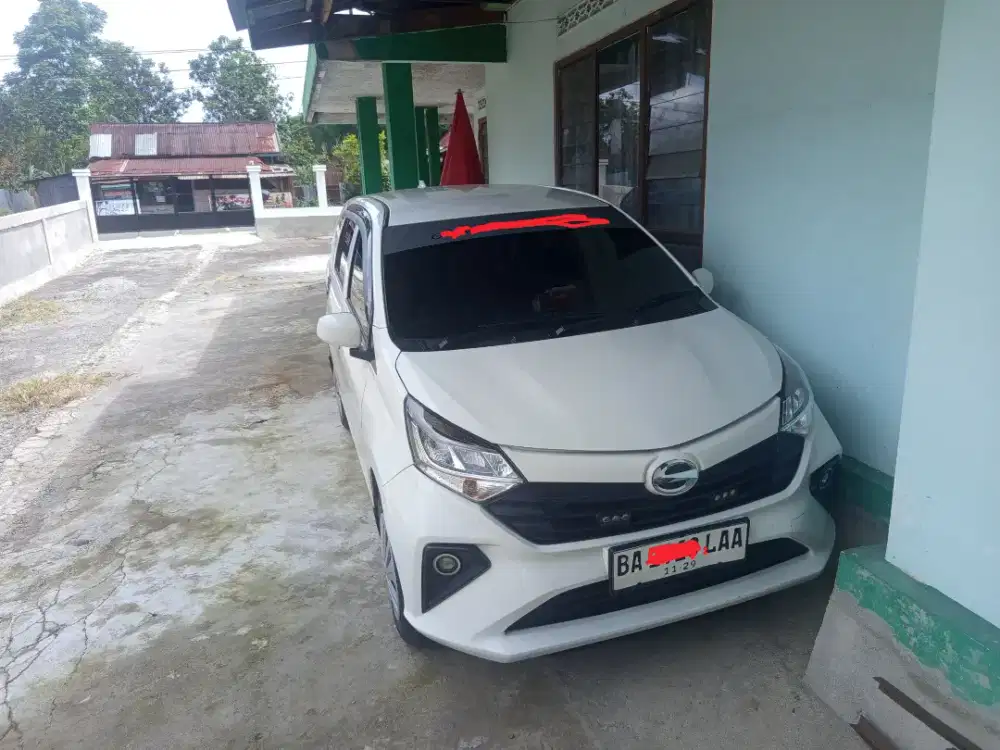 over credit sigra x th 2024