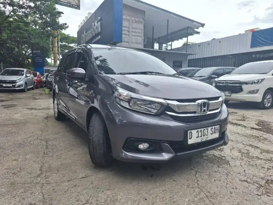 DP MURAH Honda Mobilio 1.5 E Bensin-AT 2017 Abu CUFAB