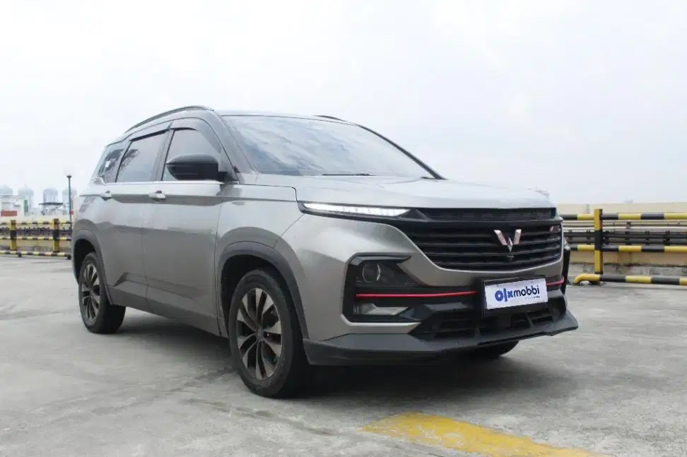 TDP 11JT Wuling Almaz RS 1.5 T EX 7-Seater Bensin-AT Silver 2023