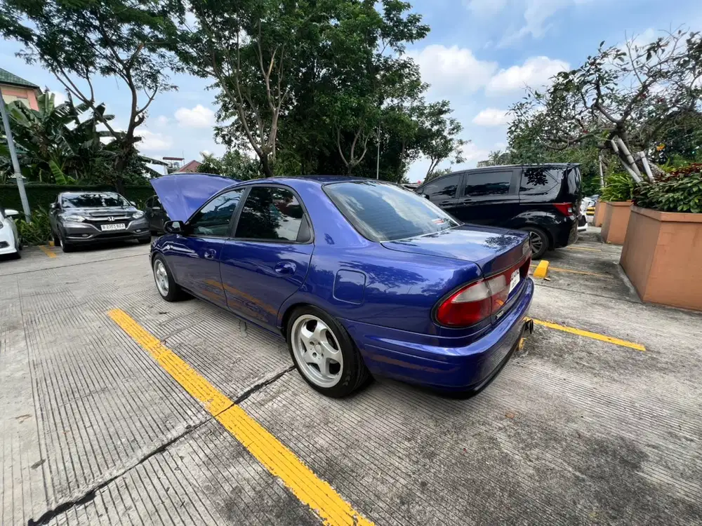 Mazda Familia 1997 Bensin