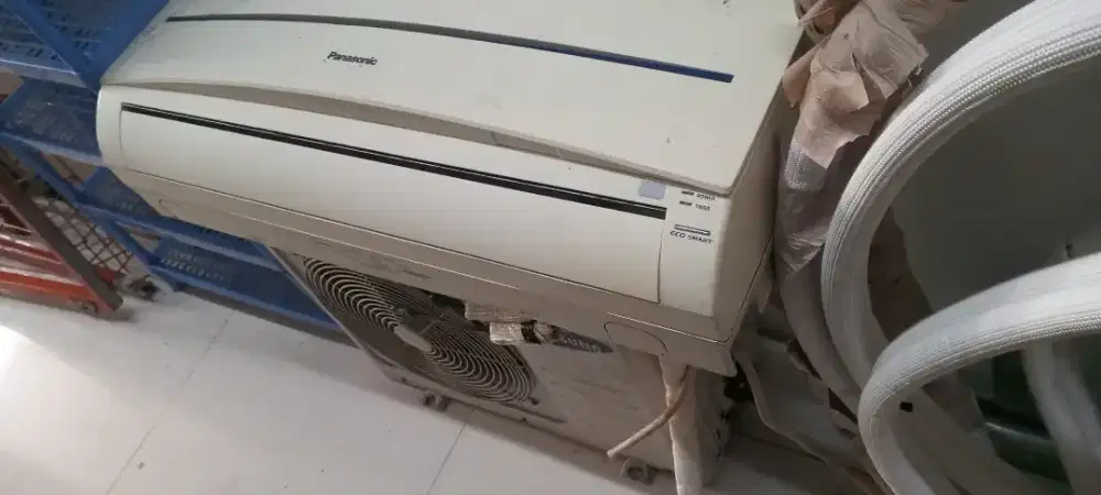 Di jual AC,kipas dinding, mesin Sealer, kompor 1 tungku dan gas 3kg