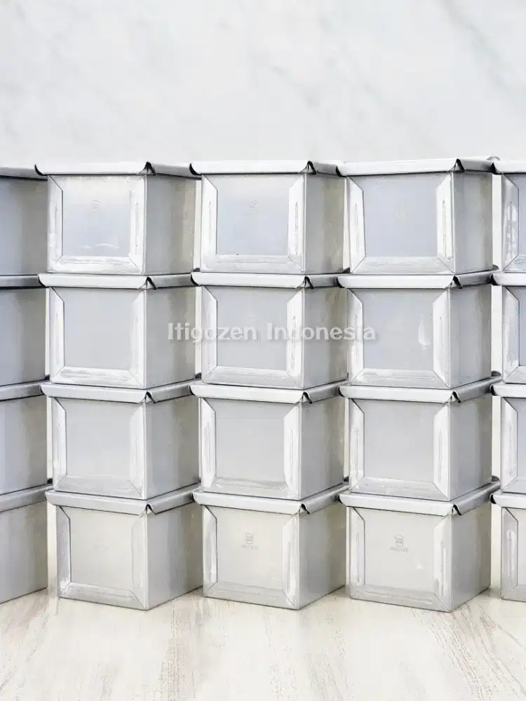 Preloved Loyang Roti SANNENG SN2180 – Square Loaf Pan 