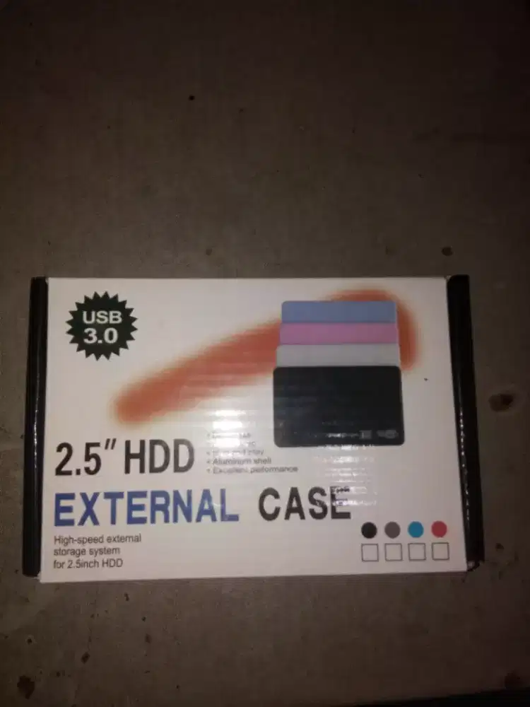 Hitachi dengan kode seri HGST HTS541010A9E680 2,5 1 Tera Byte (TB)