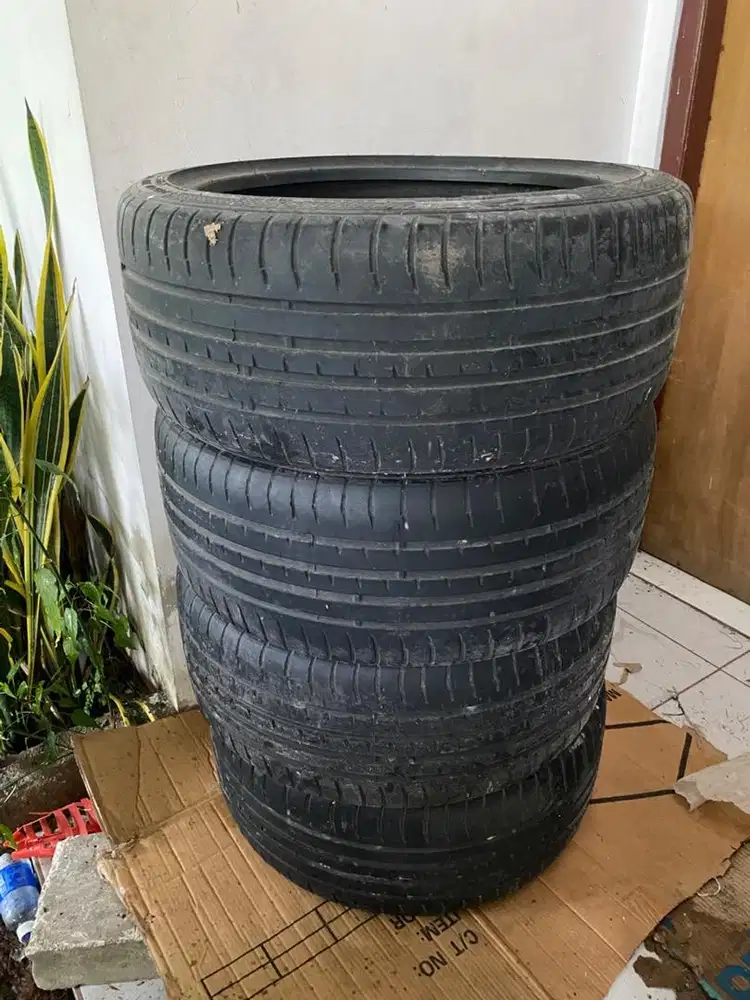 ban acceiera 245/40R19