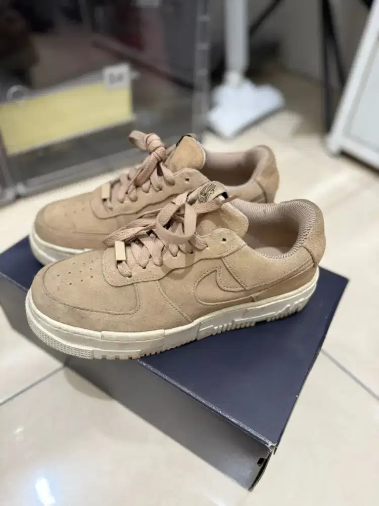 Nike – Air Force 1 Pixel (Women)