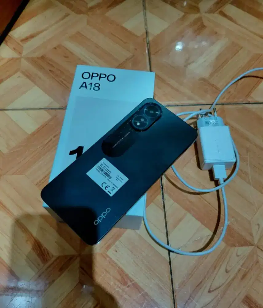 Oppo A18 Warna Hitam Ram 4/128