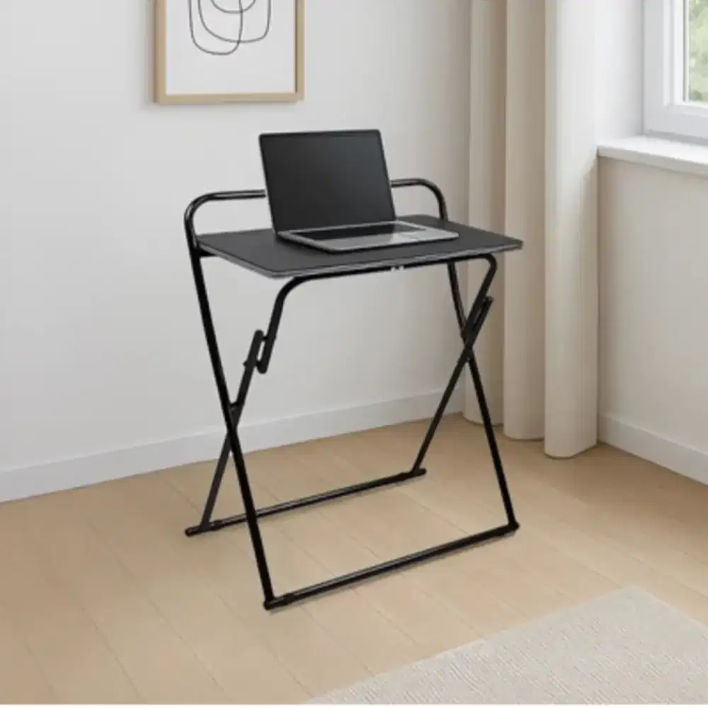 Selma Fillipo Meja Laptop Lipat - Hitam