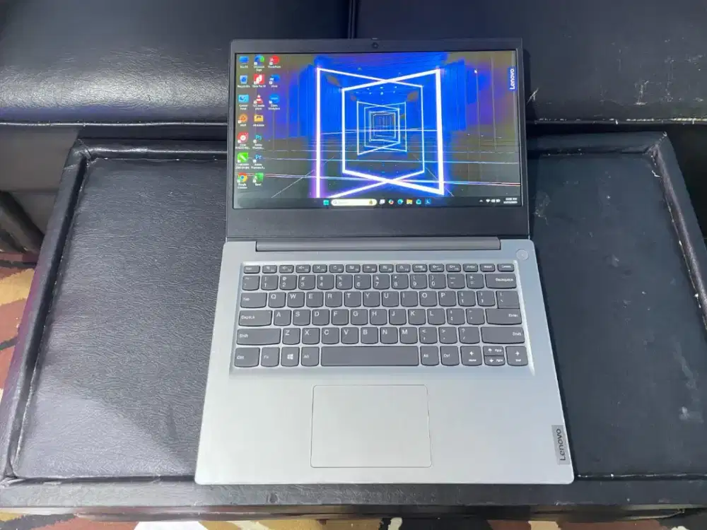 JUAL BELI LAPTOP BEKAS LAPTOP MATOT ATAU RUSAK MACBOOK DLL