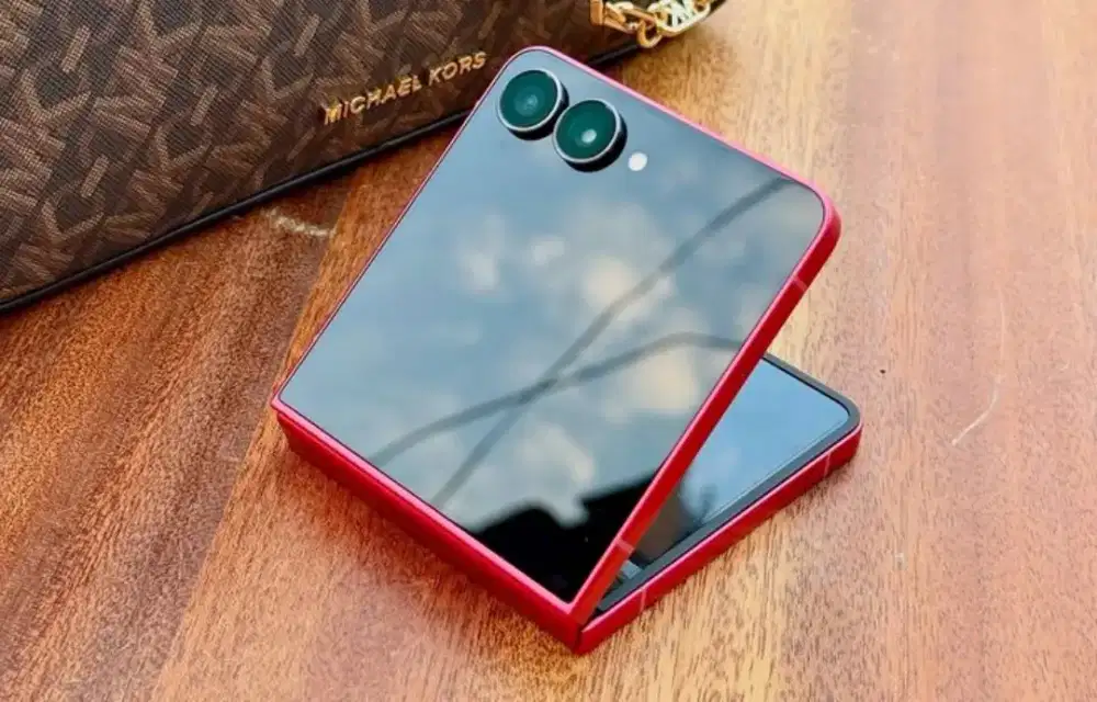 Samsung Galaxy Z Flip7