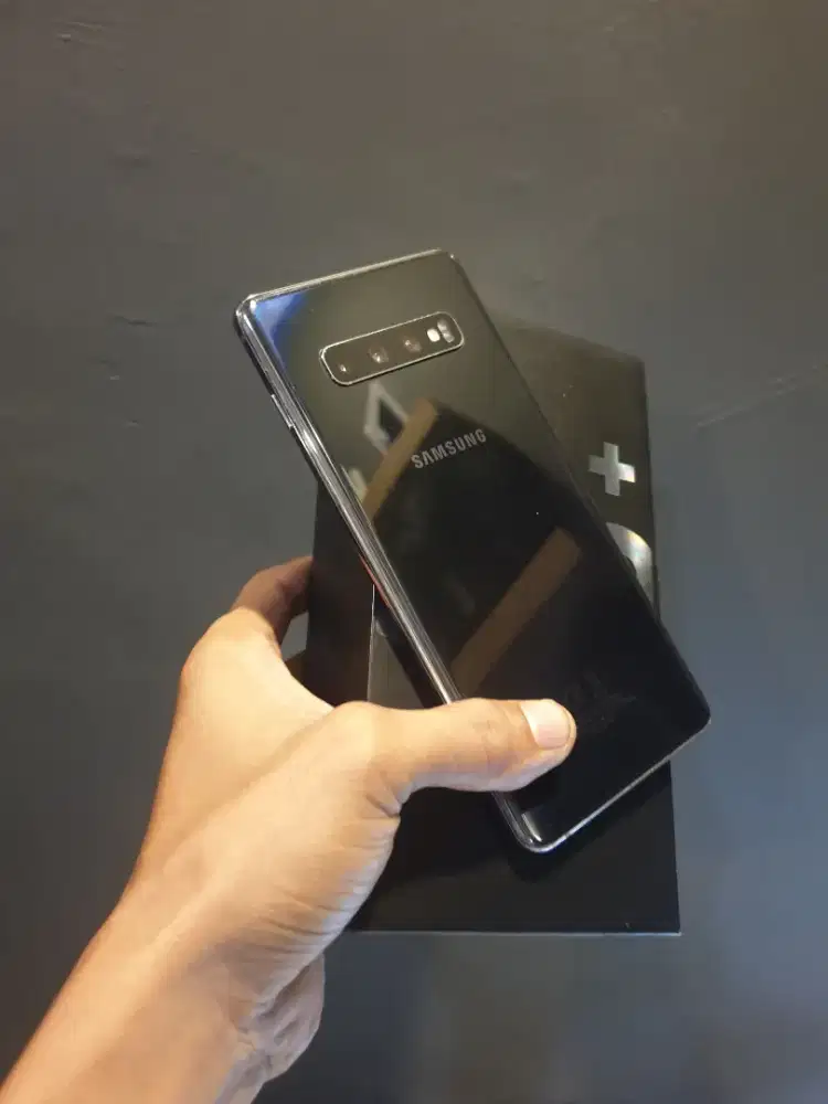 Samsung s10 plus 8/128gb sein