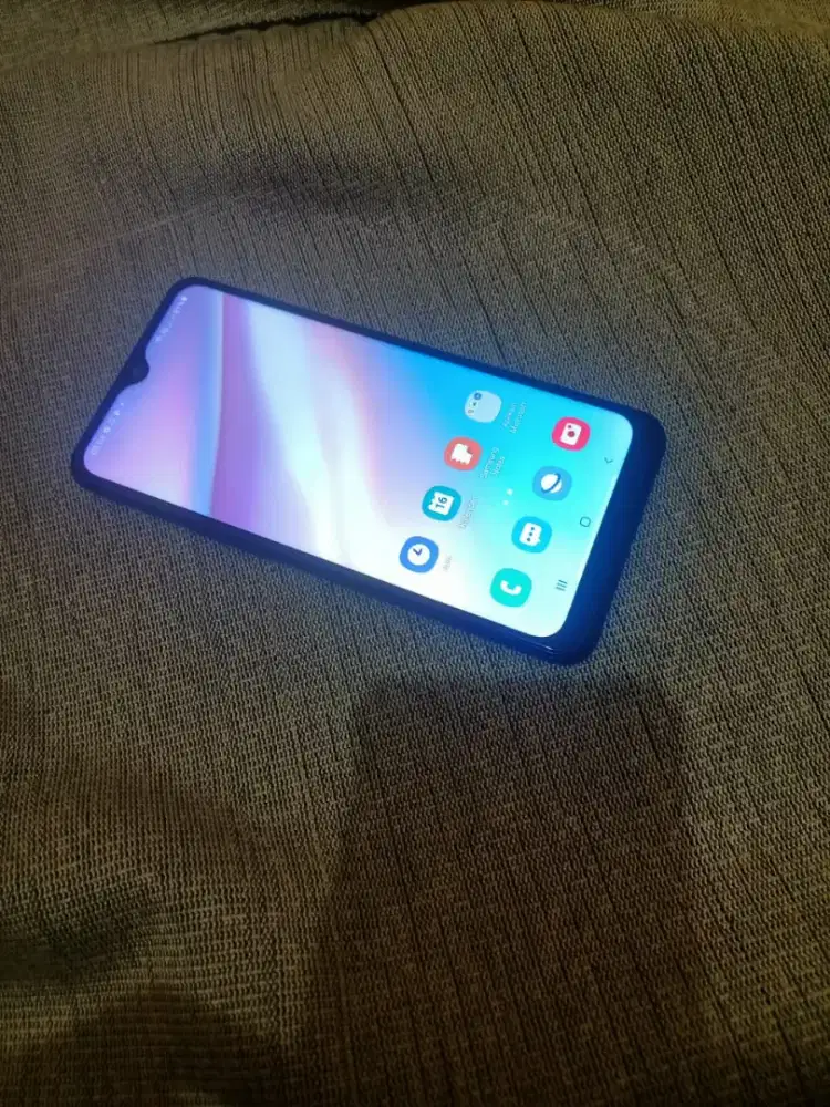 Samsung A10s ram 2/32 mlus normal semua ny msh original smua hp sm dus