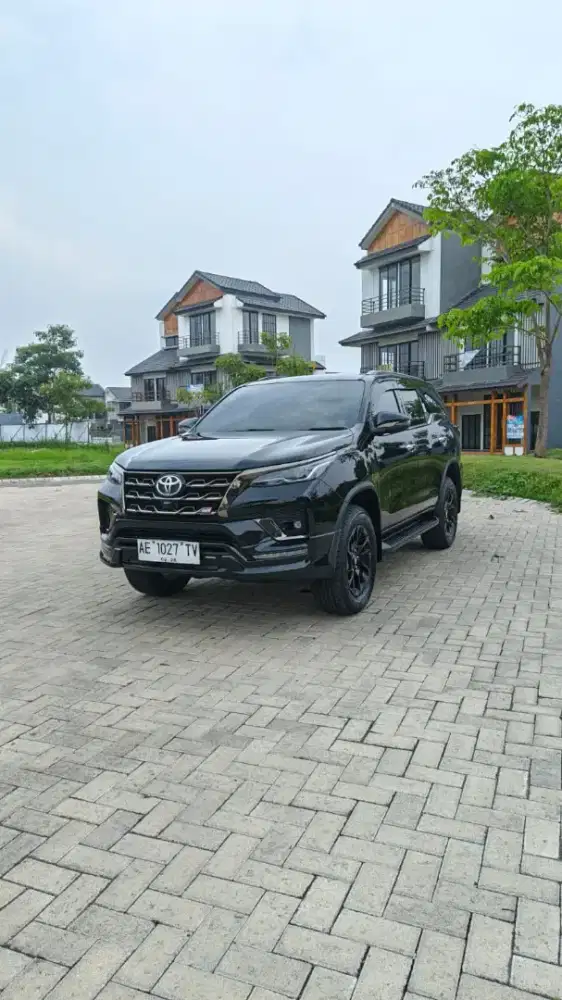 Toyota Fortuner 2.8 GR diesel AT 2023