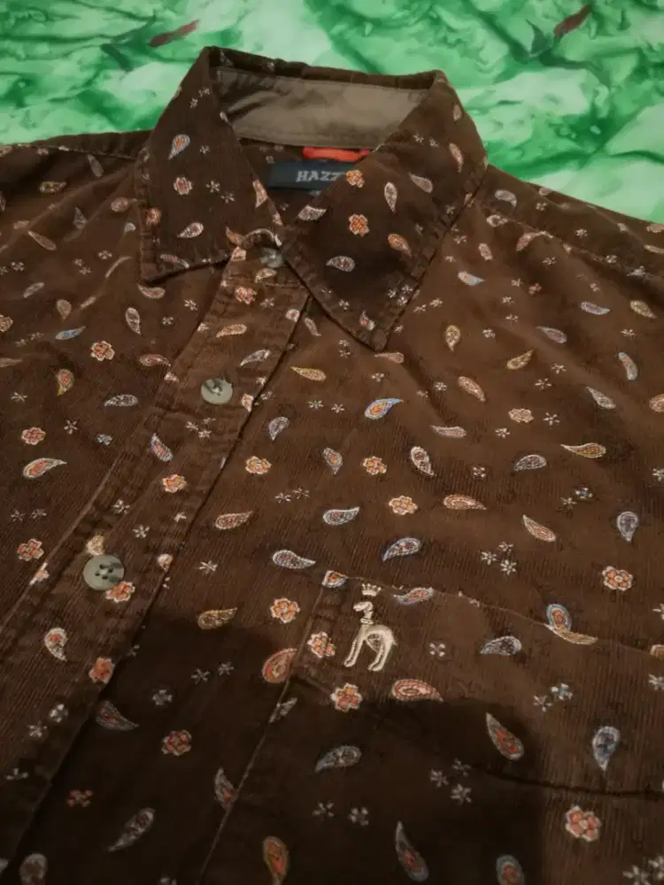 Kemeja Corduroy HAZZYS/ Coklat/ Salur Kecil/ Size XL (ORIGINAL)
