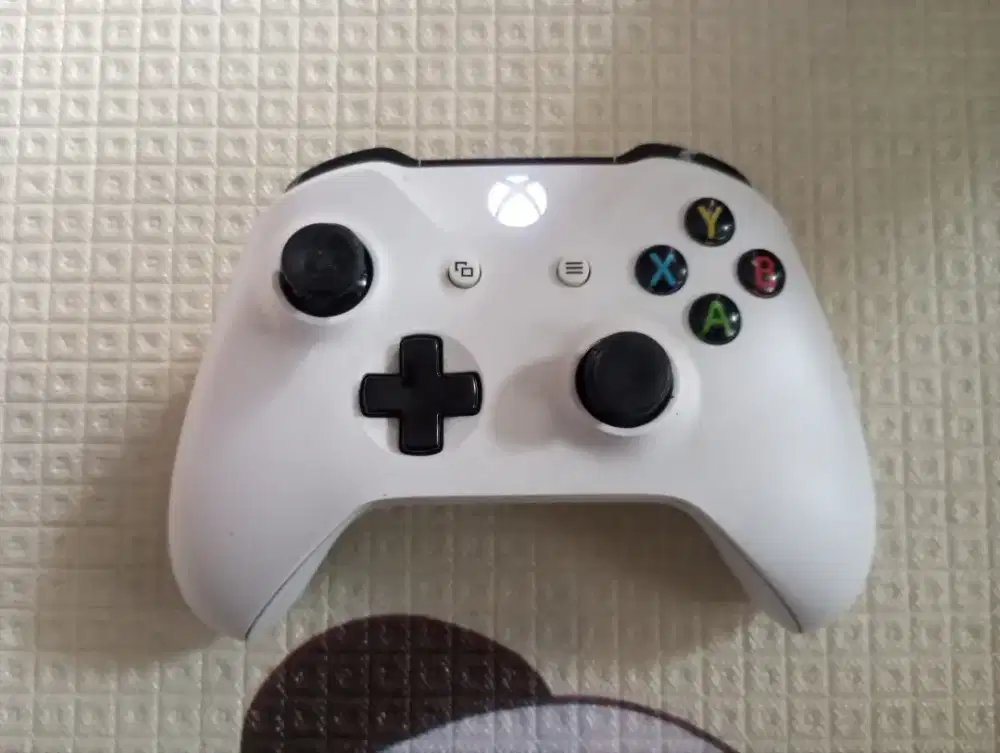 Stik Xbox one preloved