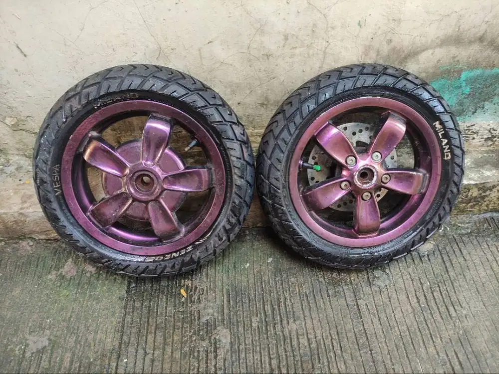 Ban dan Vleg vespa PRIMAVERA ring 11 sprint lx squere