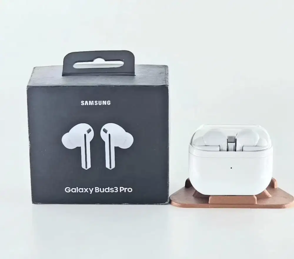 Samsung Buds 3 Pro White Like New On Garansi