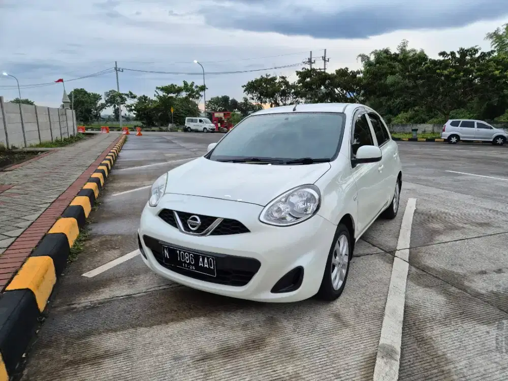 Nissan March 2018 matic l