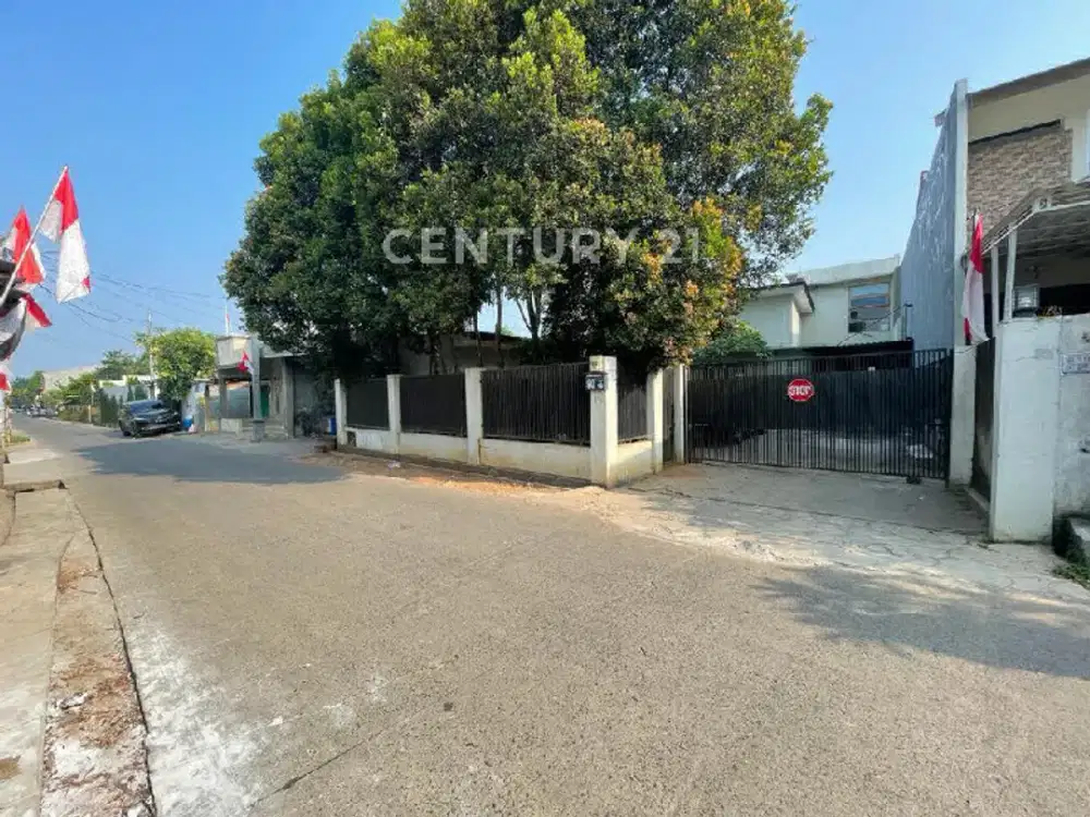 Jual Cepat Rumah Luas Kolam Renang Area Sekitar Bintaro