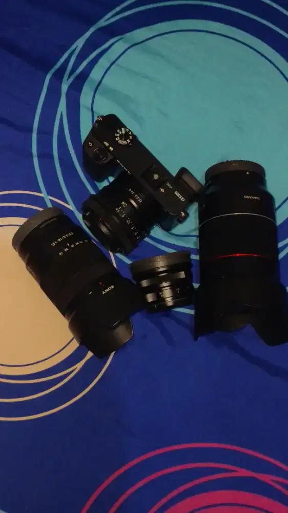 Sony a6300 beserta lensa lensa