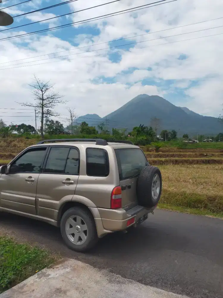 Di jual murah escudo 2004