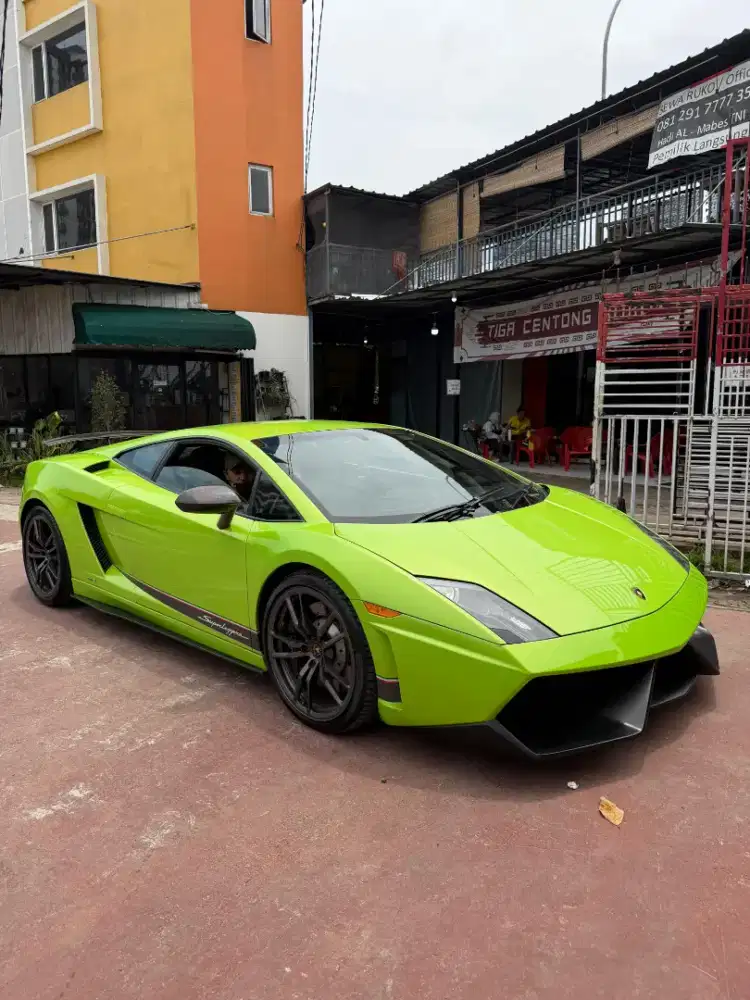 Superleggera LP570-4 Pajak Hidup Gallardo Limited RARE