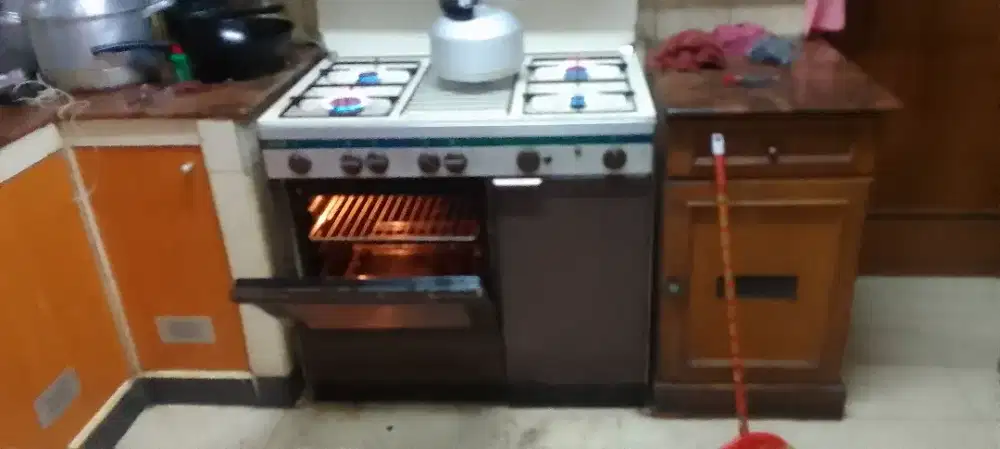 jasa SERVICE KOMPOR GAS PANGGILAN