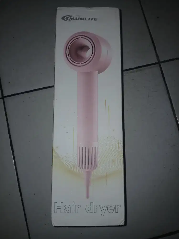 dijual hair dryer masih baru