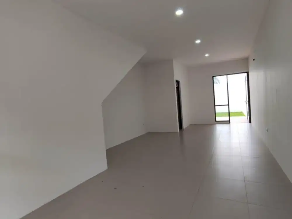 Ruko Hive Cosmo Modern 3 Lantai Siap Pakai