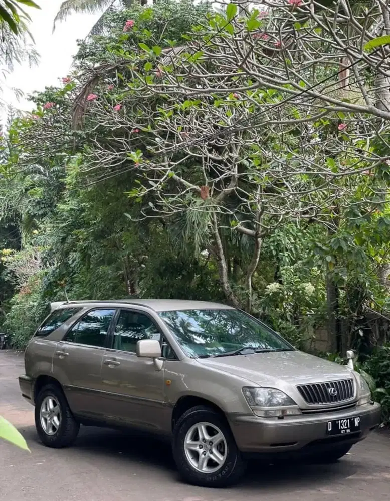 Toyota Harrier 2000 Bensin