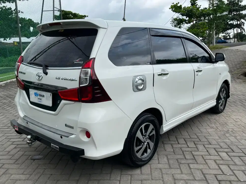 DP 24Jt! VELOZ 1.5 AT LOW KM Th 2018