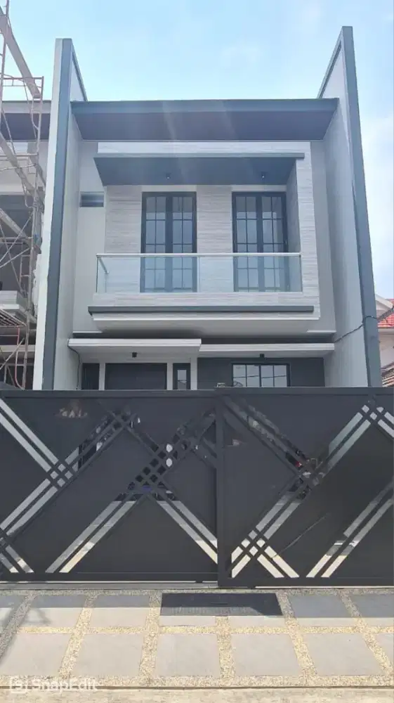 Dijual rumah baru gress manyar kertoadi surabaya dekat galaxy mall