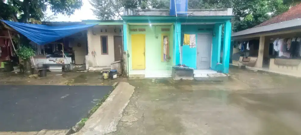 Di jual cepat kontrakan 2 pintu