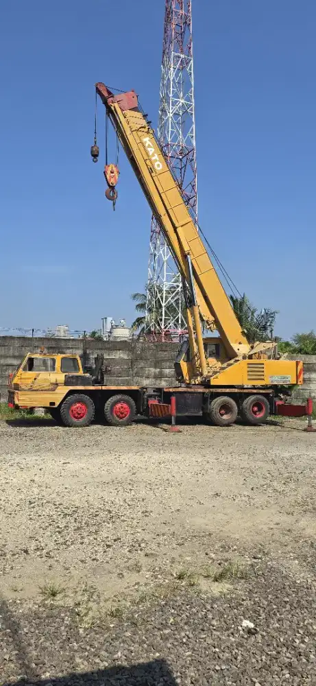 Mobile crane kato 45 ton tahun 96