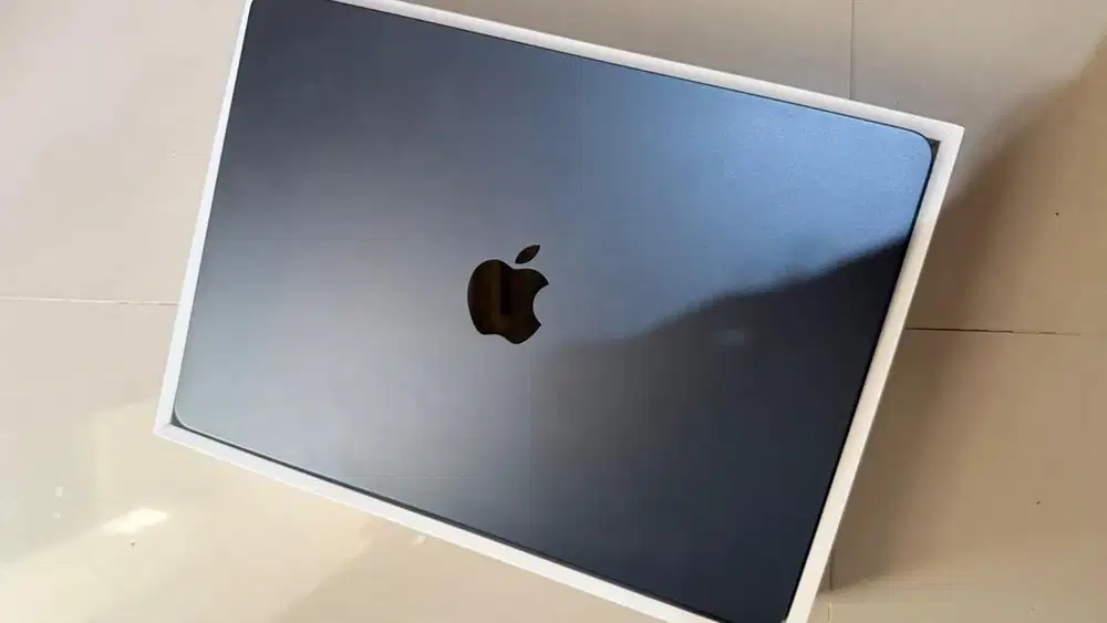 Macbook Air M2 8GB/256GB