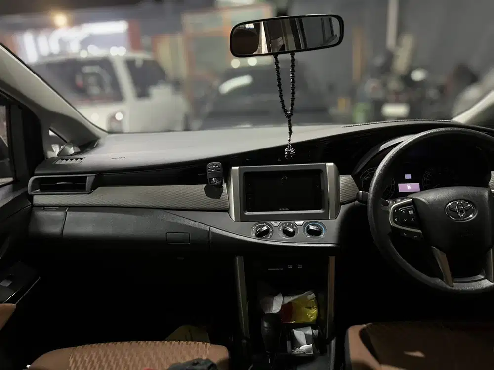 Toyota Kijang Innova Reborn G th 2018 Matic Bensin