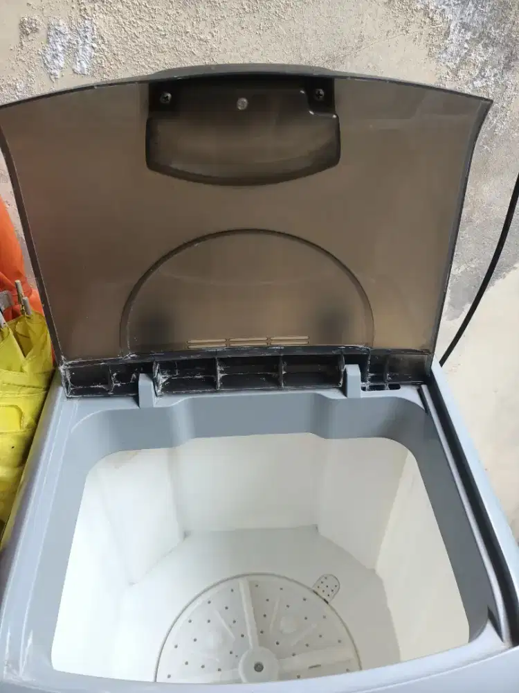 Mesin cuci portable Arashi awm 451A