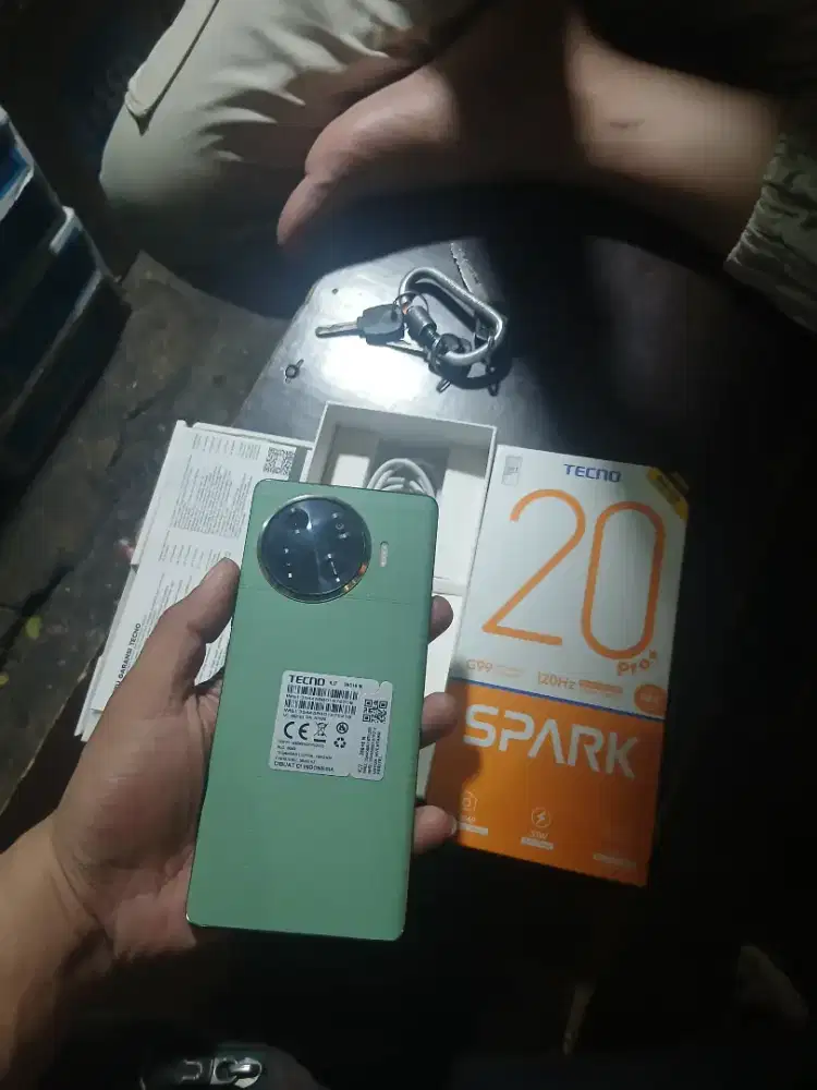 Techno spark 20 pro plus 8/256 Fullset Nominus