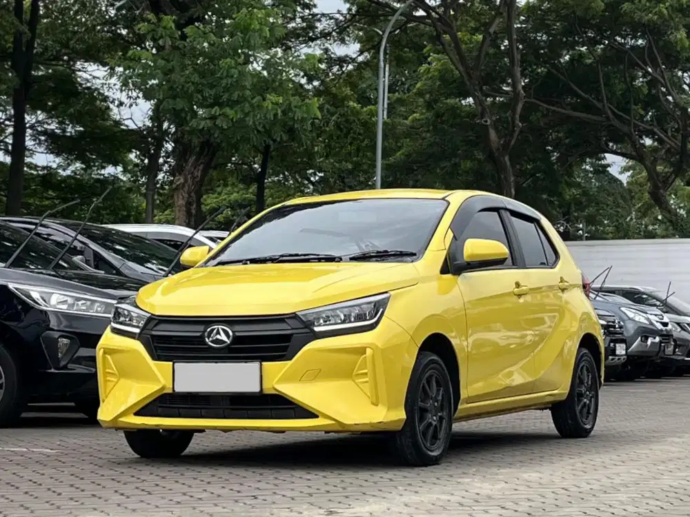 [ TERAWAT ] DAIHATSU NEW AYLA 1.2 R AT MATIC 2023 KUNING