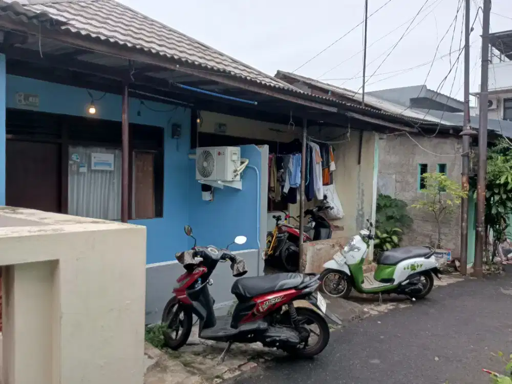 Rumah Kontrakan Keluarga Muslim