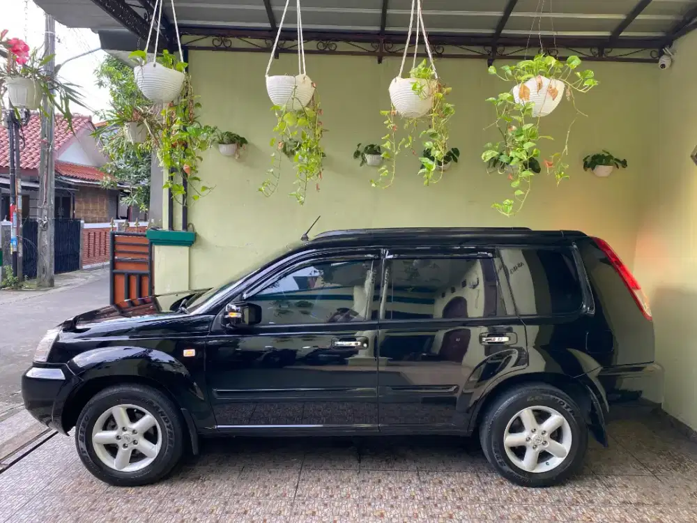 Dijual Nissan Xtrail 2,5 St Metic 2005