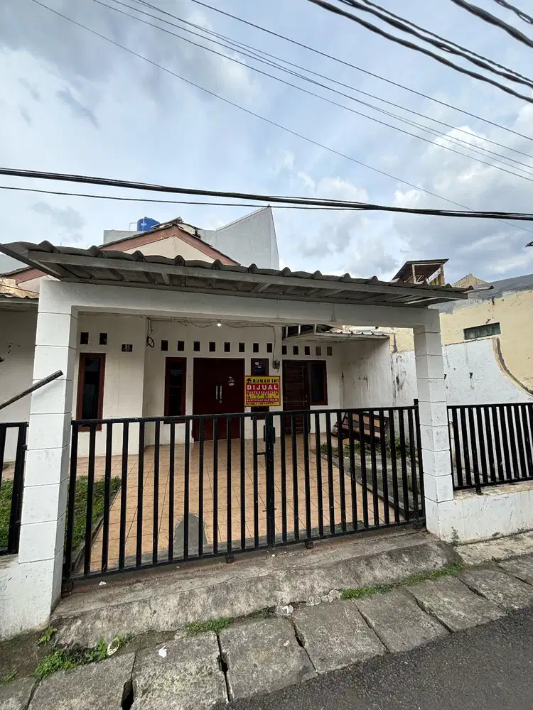 Kawasan Strategis & Terjangkau, Dijual Rumah di Rawamangun