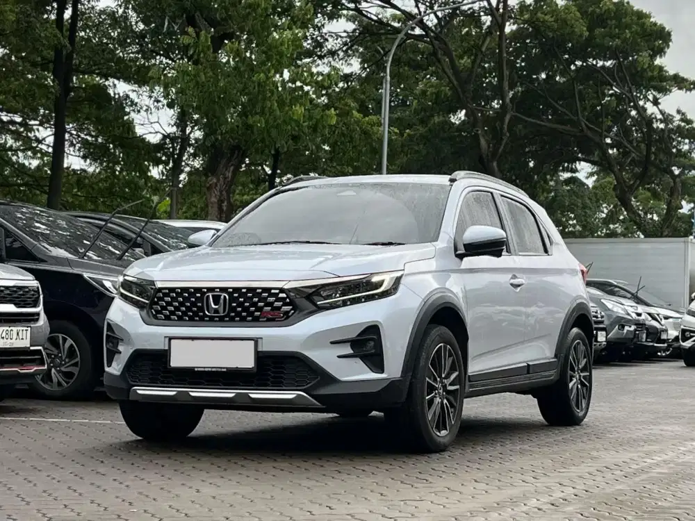 [ TERAWAT ] HONDA WRV RS SENSING CVT AT MATIC 2023 PUTIH
