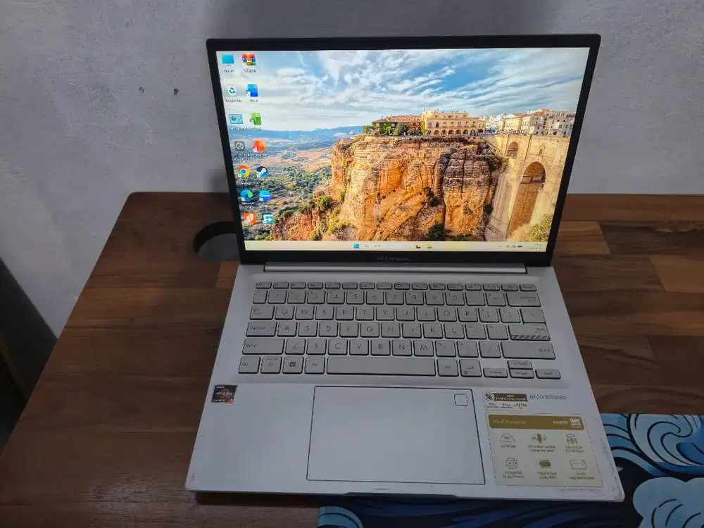 Laptop ASUS VivoBook 14X M1403QA