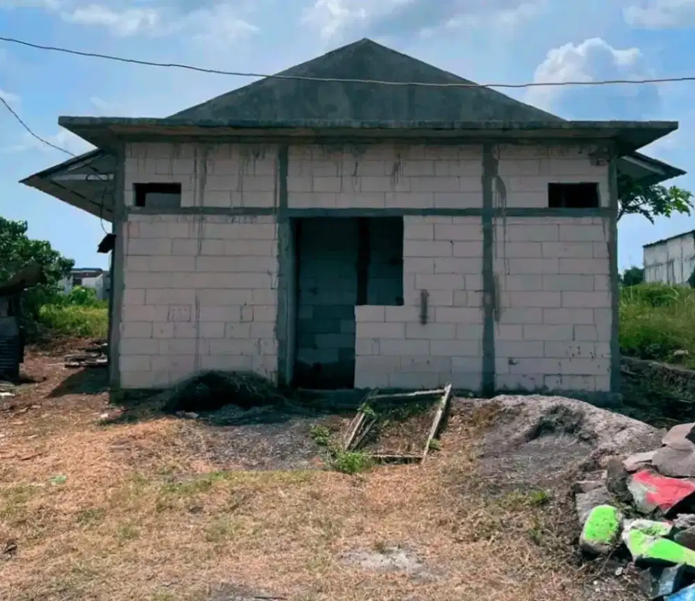 RUMAH KOST SETENGAH JADI TLOGO BIRU SOEKARNO HATTA PEDURUNGAN
