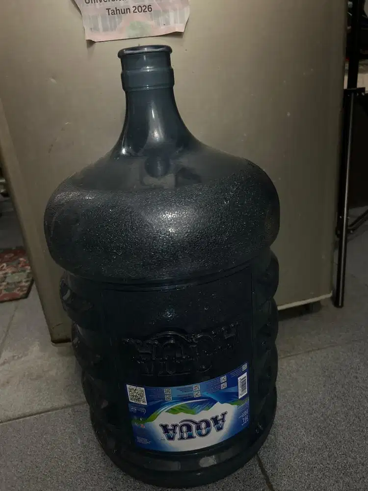 AQUA GALON KOSONG