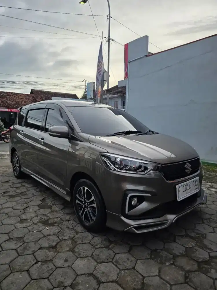 Ertiga sport AT hybrid 2023 istimewa low km