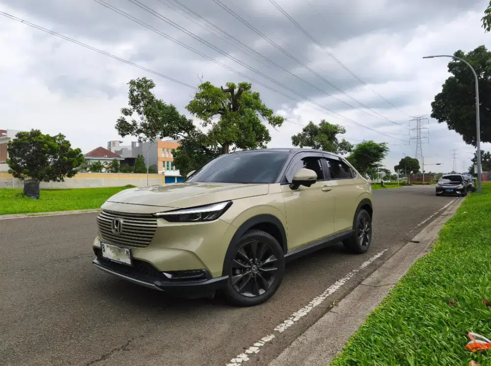 Jual cepat honda New HRV type SE two tone